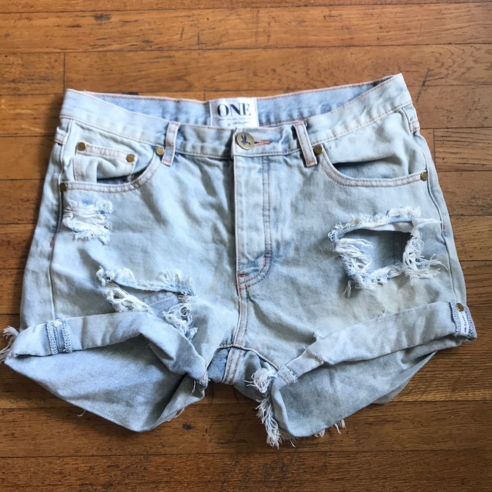 One Teaspoon Chargers Shorts!